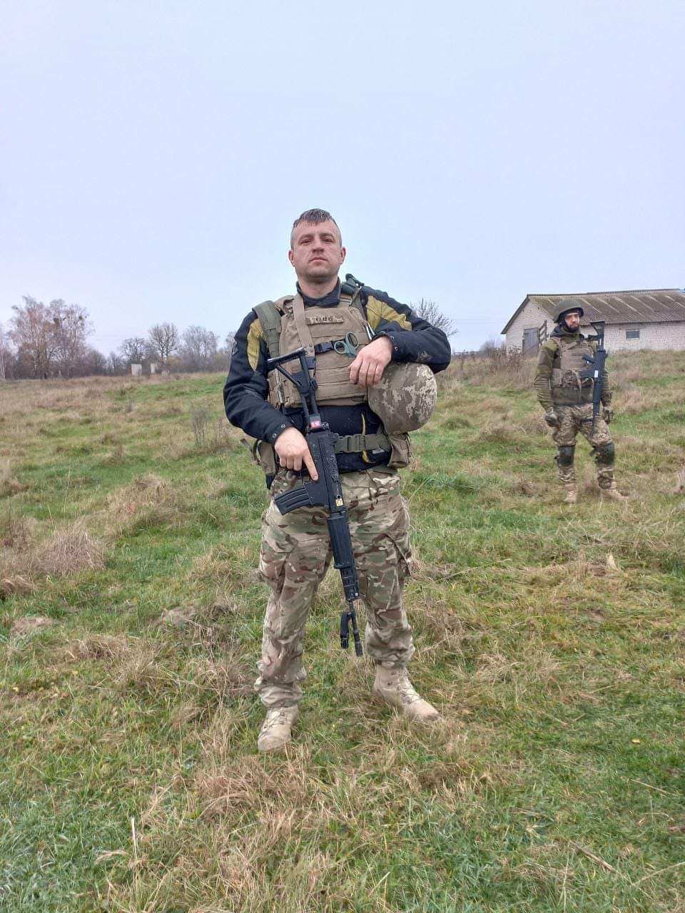 Людмила Коваленко: «До скону буду вдячна побратимам мого Павла, які винесли під обстрілами його тіло з поля бою і дозволили нам його поховати як справжнього Героя. І молитимусь за них усіх!»
