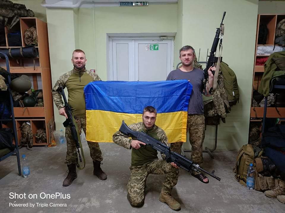 Людмила Коваленко: «До скону буду вдячна побратимам мого Павла, які винесли під обстрілами його тіло з поля бою і дозволили нам його поховати як справжнього Героя. І молитимусь за них усіх!»