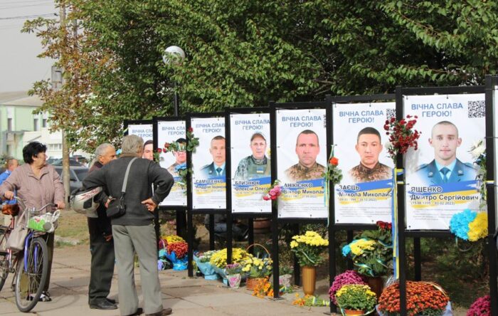 У Сновську відкрили Алею пам’яті на честь загиблих у російсько-українській війні