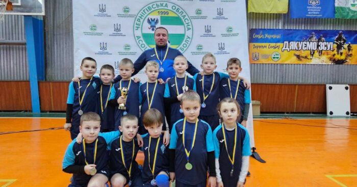 Сновські футболісти – другі у чемпіонаті області з мініфутболу