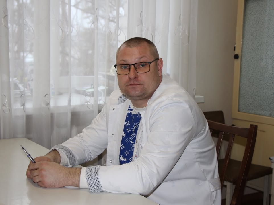 Новий ортопед-травматолог розпочав роботу у Сновській ЦРЛ