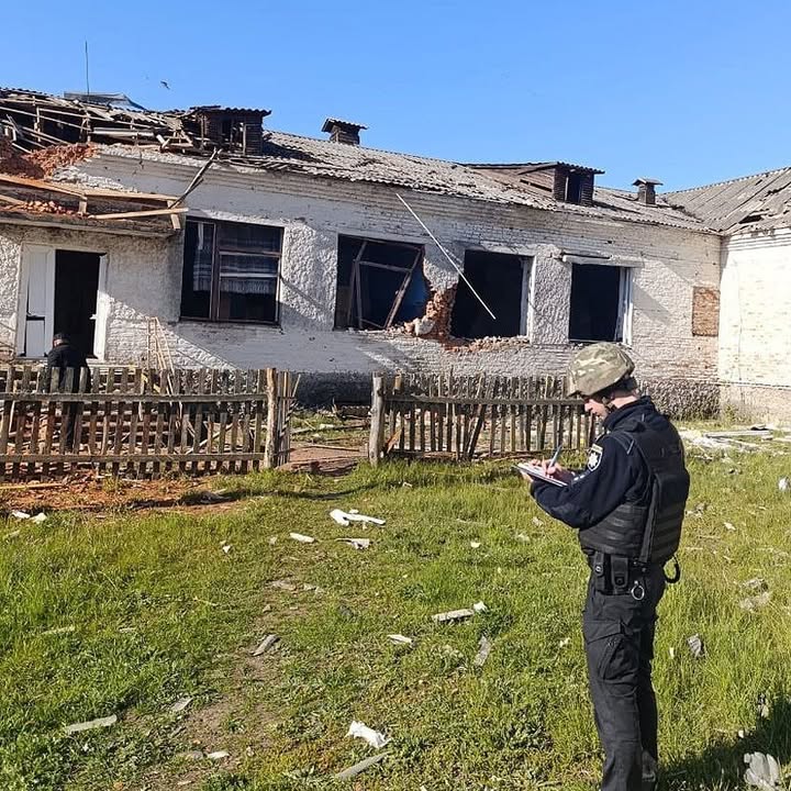 Нічна атака дронів на Сновську громаду: пошкоджено освітній заклад