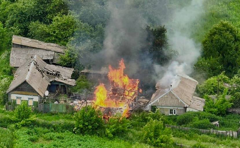 Атака безпілотника на Сновську громаду: постраждала 68-річна жінка