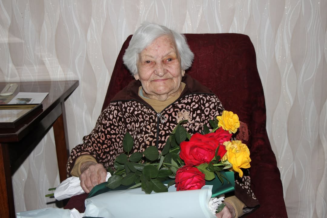 Сторічна жителька Сновська відзначила ювілей