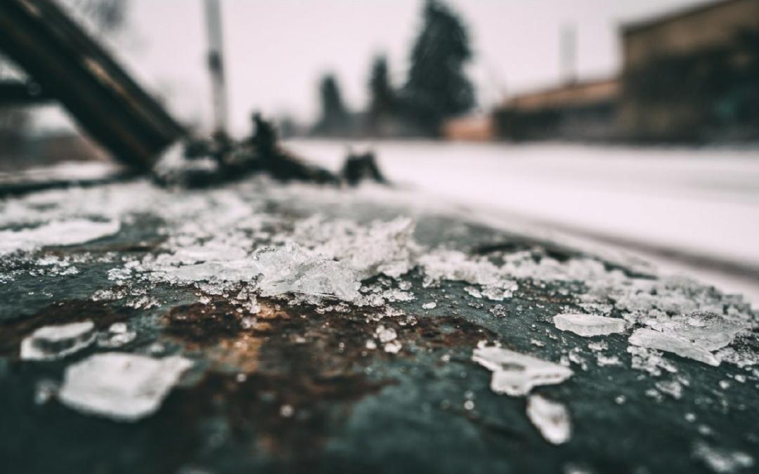 Ворог вдарив БПЛА по центру однієї з громад: двоє поранених