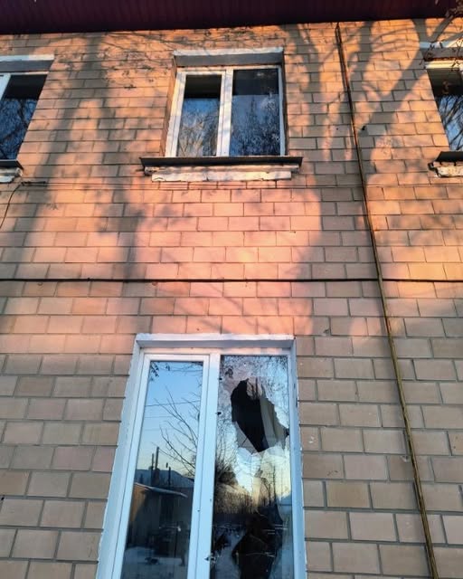 У Сновську внаслідок вибуху безпілотника пошкоджено мистецьку школу