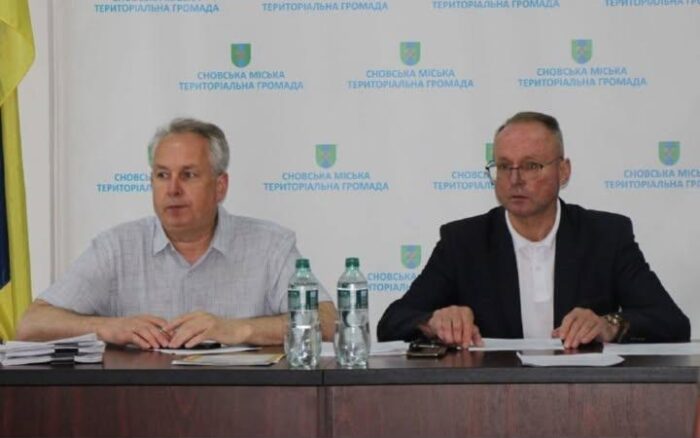 Виконком ухвалив рішення про виплати та ліквідацію дільниць у Сновську