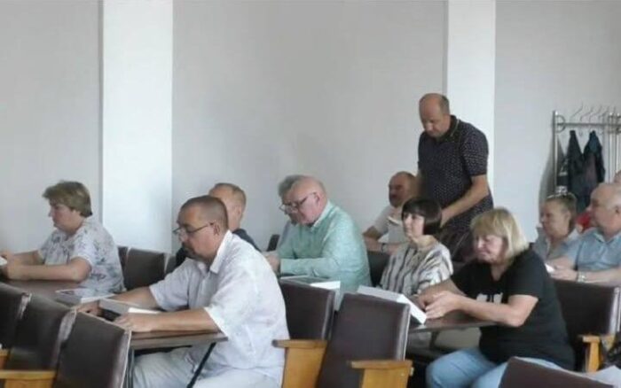 У Сновську відбулася сесія міської ради: затвердили звіт про виконання бюджету та внесли зміни до програм